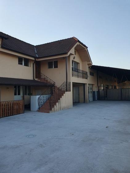 Casă cu 4 camere în Gepiu
