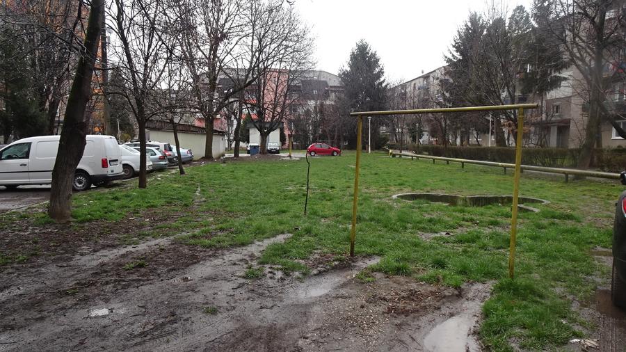 Teren Construcții intravilan de 1593 mp, în Gojdu