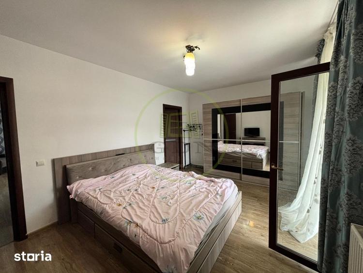 Casă cu 5 camere decomandat cu Teren 500 Mp în Central