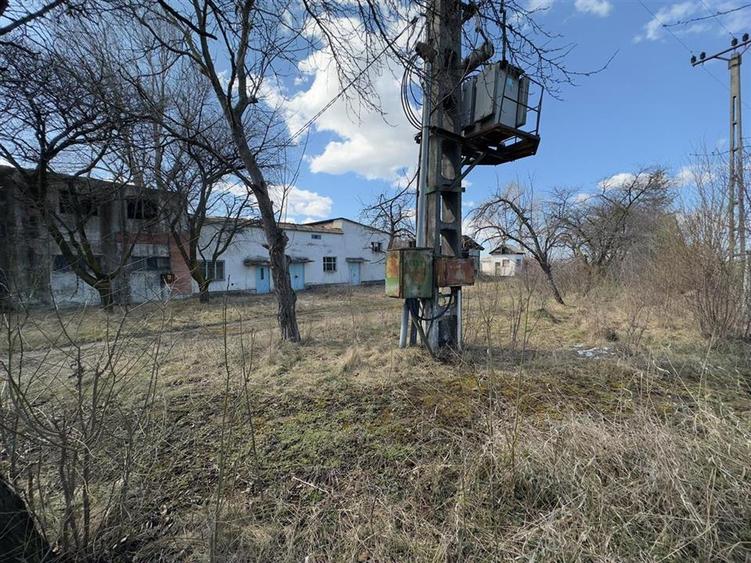 Spațiu industrial, de 8,164 mp, în Ciohorăni