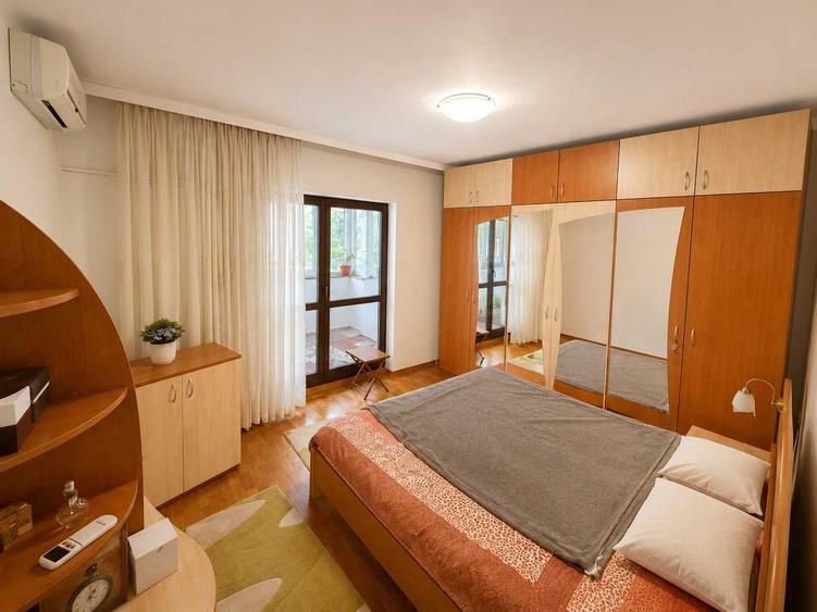 Apartament cu 3 camere decomandat în Decebal