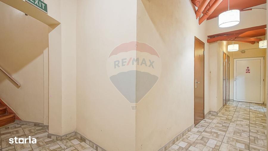 Spa?iu comercial reprezentativ Centrul Civic, Bra?ov | Parter+Subsol - 1