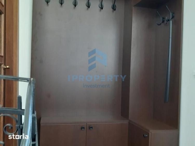 Apartament cu 3 camere decomandat în Romană