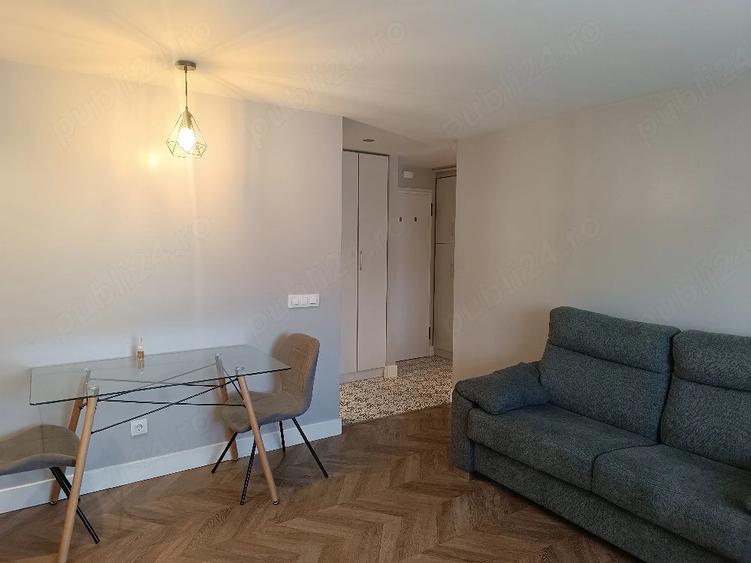 Garsonieră semidecomandată în Central
