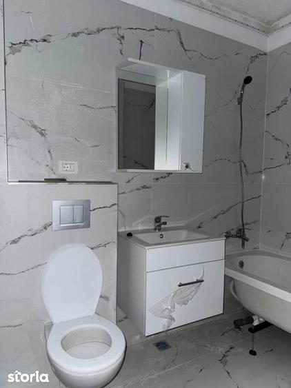 Apartament cu 3 camere în Central — fotografia 3