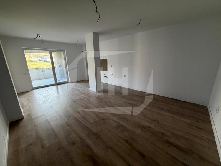 Apartament cu 2 camere semidecomandat în Iris