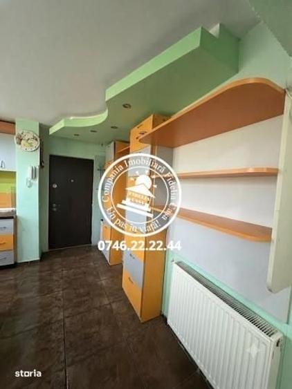 Apartament cu 2 camere decomandat în Cug — fotografia 1
