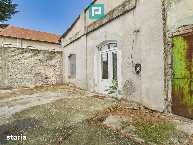Spațiu comercial, de 58 mp, în Periam