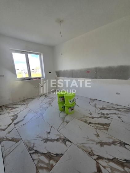 Duplex cu 4 camere cu Canalizare în Moșnița Nouă