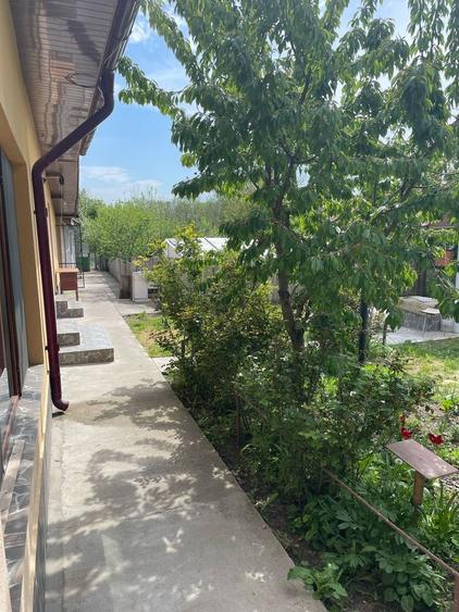 Casă individuală cu 4 camere cu Canalizare în Vârtoapele de Jos