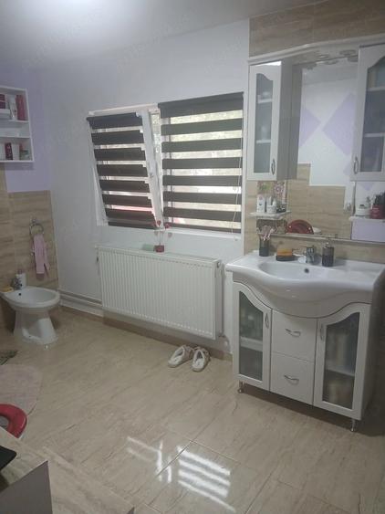 Casă cu 4 camere cu Teren 800 Mp în Bodo