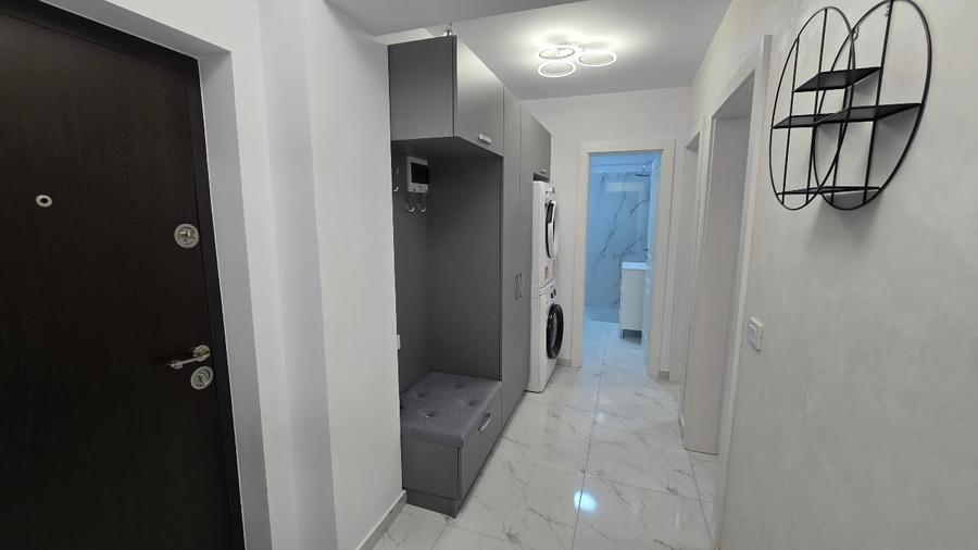 Apartament cu 2 camere semidecomandat, mobilat în Miroslava