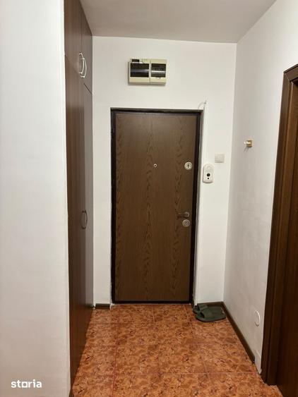 Apartament cu 2 camere decomandat în Drumul Taberei