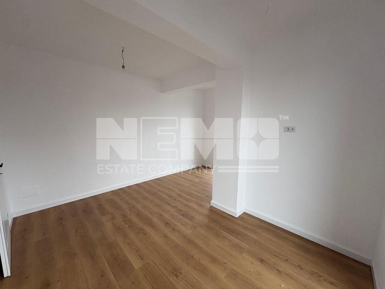 Apartament cu 2 camere decomandat în Exterior Sud