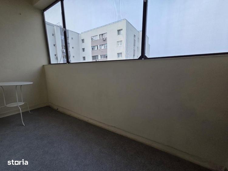 Apartament cu 3 camere în Drumul Taberei
