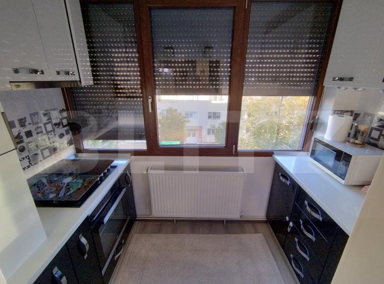 Apartament cu 3 camere decomandat, mobilat în 1 Mai