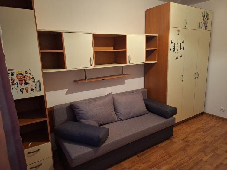 Apartament cu 2 camere semidecomandat în 23 August