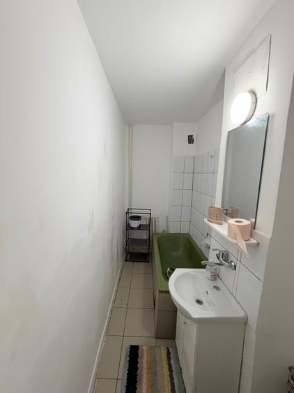 Apartament cu 2 camere decomandat în Prundu