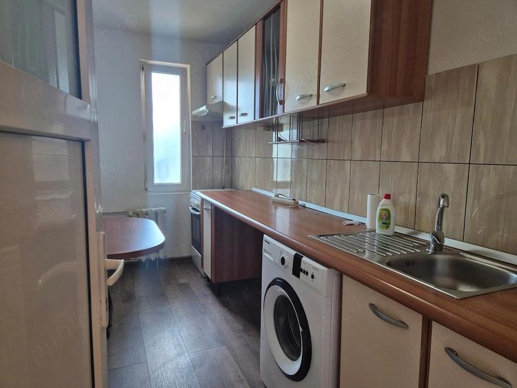 Garsonieră decomandată în Berceni
