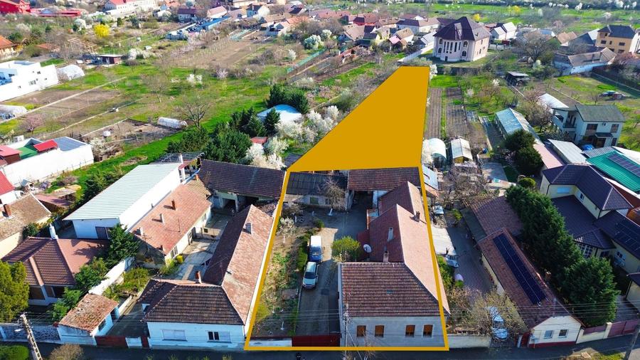 Teren Construcții intravilan de 1500 mp, în Aradul Nou