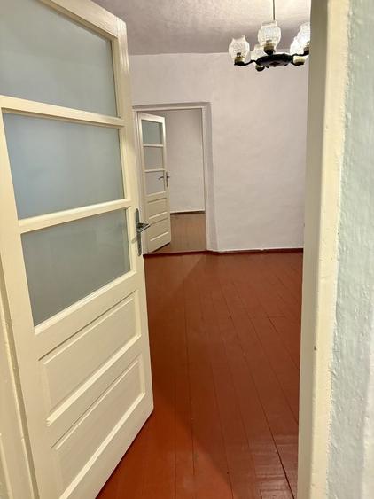 Casă cu 3 camere cu Teren 285 Mp în Stadion