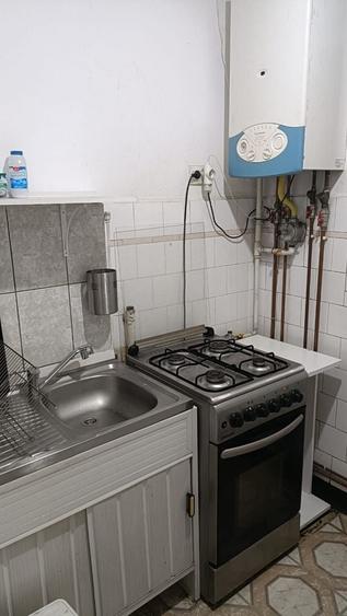 Apartament cu 2 camere decomandat în Central — fotografia 3