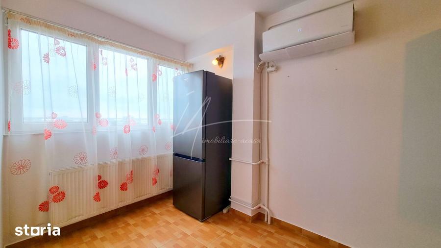Garsonieră semidecomandată în Titan