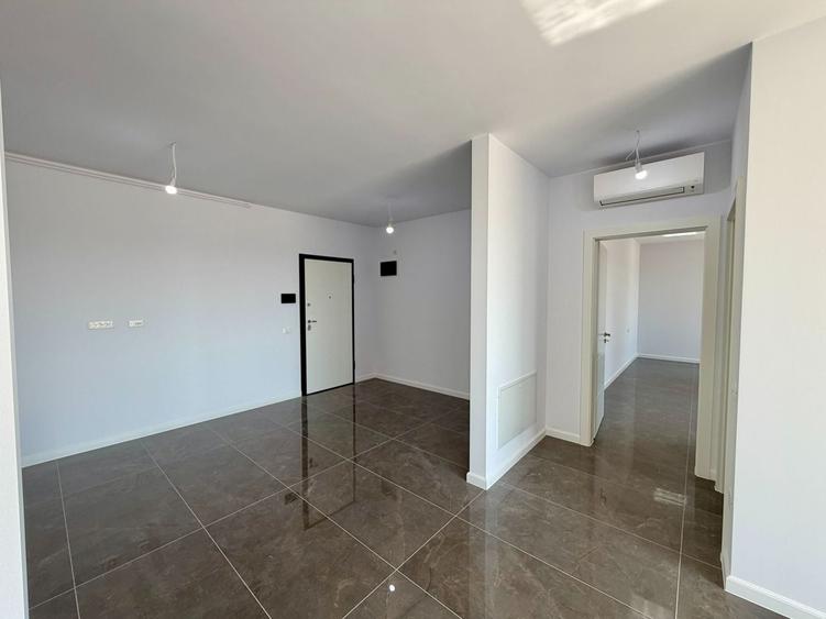 Apartament cu 2 camere semidecomandat în Torontalului