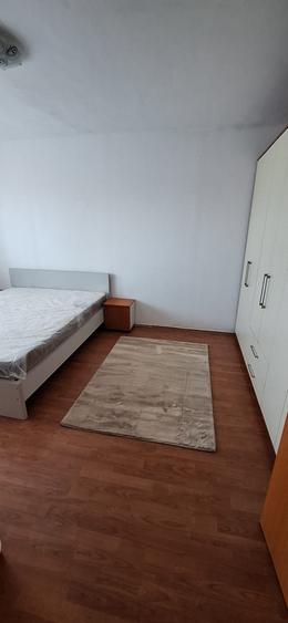 Garsonieră decomandată în Muncii