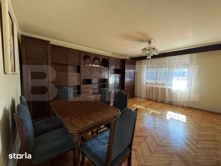 Apartament cu 3 camere decomandat în Micro 17