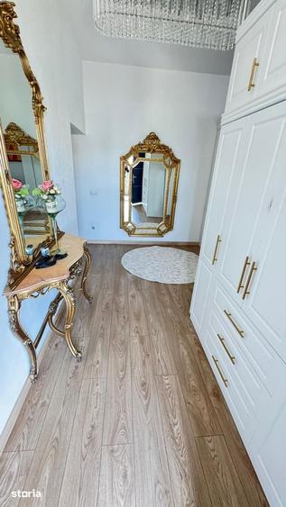 Casă cu 4 camere cu Teren 550 Mp în Central