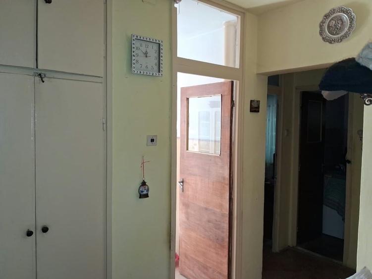 Apartament cu 2 camere decomandat, mobilat în Berceni