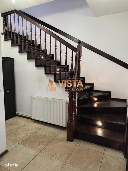 Casă cu 5 camere cu Teren 425 Mp în Florilor