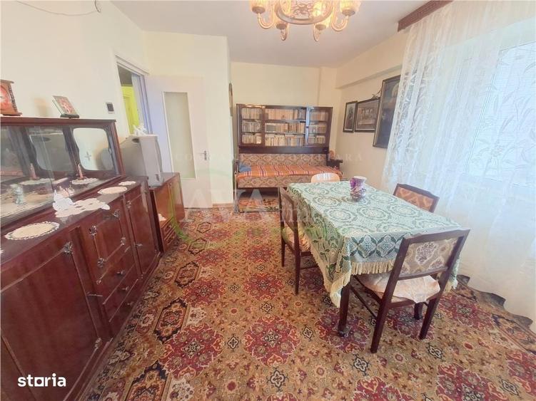 Apartament 2 decomandate, etaj 2, zona 9 Mai Ciupercute - 9