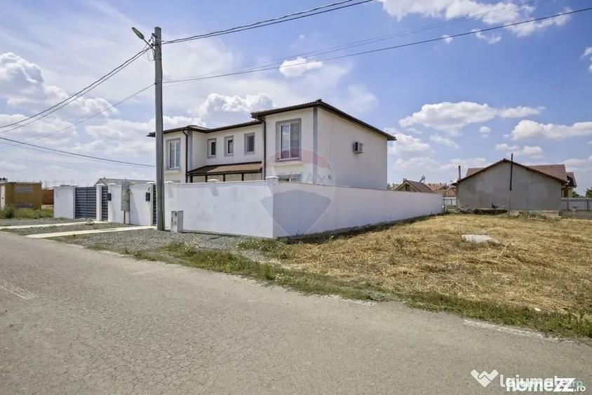 Casă cu 7 camere cu Teren 491 Mp în Vladimirescu
