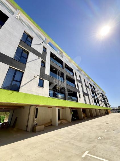 Apartament cu 3 camere semidecomandat, mobilat în Prelungirea Ghencea