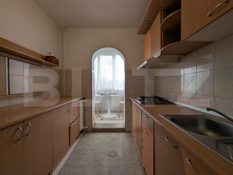 Apartament cu 3 camere decomandat în Decebal