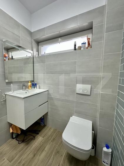 Duplex cu 5 camere cu Canalizare în Florești