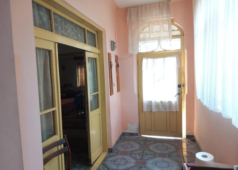 Casă cu 3 camere în Măciuca