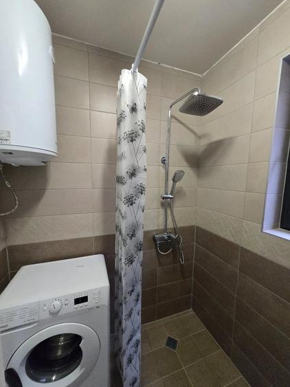 Garsonieră decomandată în Politehnica