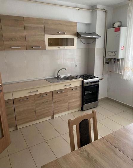 Garsonieră decomandată în Cetate