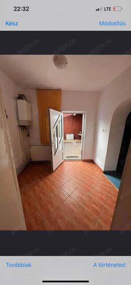 Casă cu 5 camere în Central