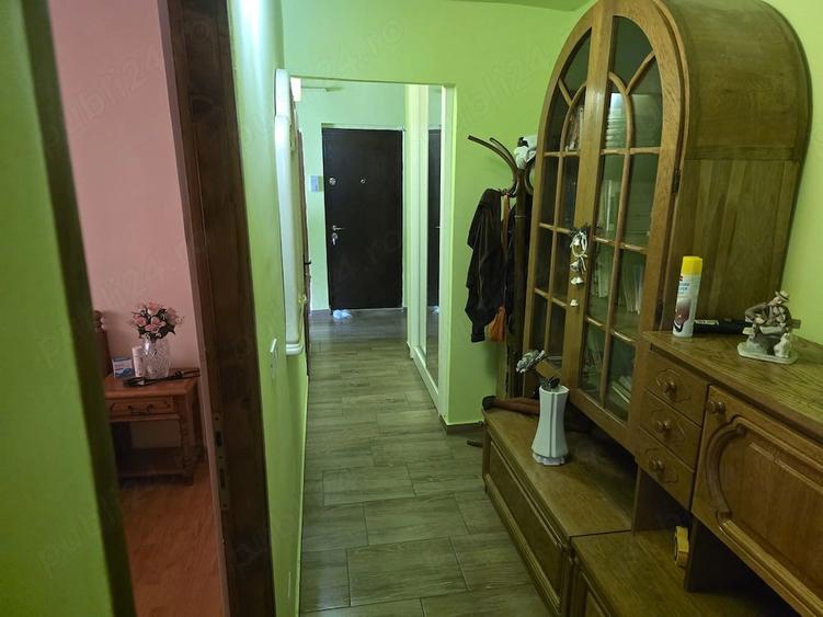 Apartament cu 3 camere decomandat în Micălaca