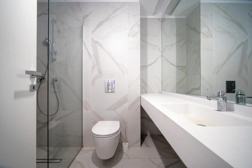 Apartament cu 4 camere decomandat în Floreasca