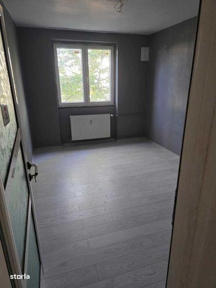 Apartament cu 3 camere în Basarabia
