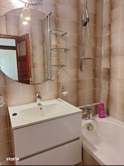 Inchiriez apartament 2 camere zona 13 Septembrie - 4