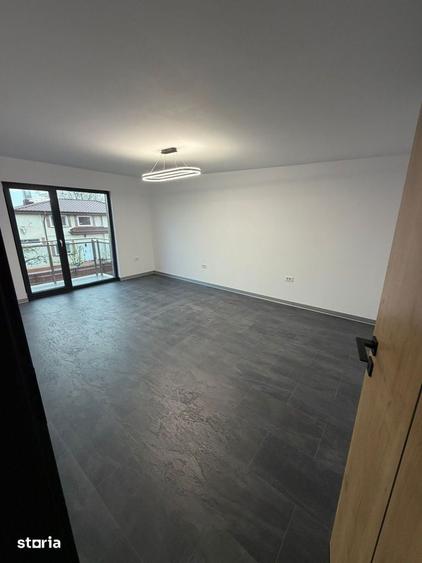 Nou | 2 Case Individuale intr-o curte| 7 Camere | Otopeni Central - 9