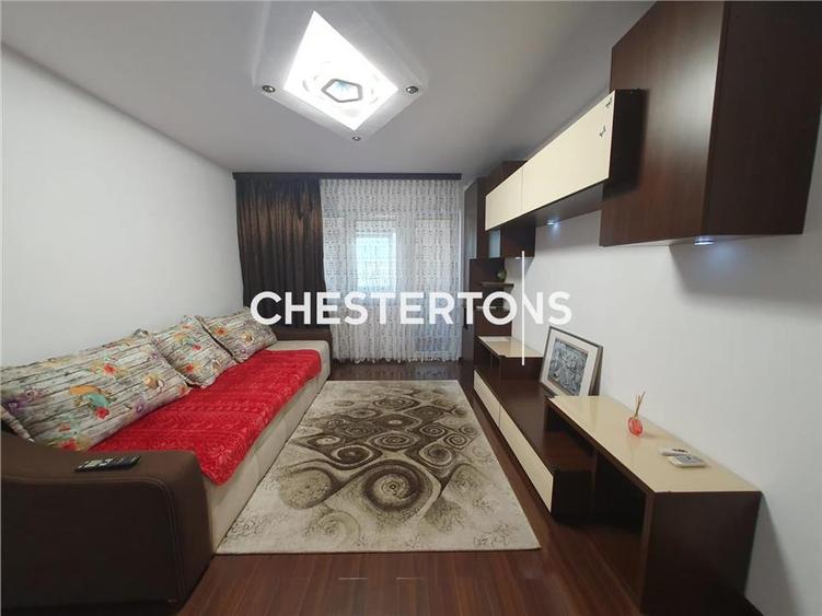 Apartament cu 2 camere decomandat, mobilat în Casa de Cultură
