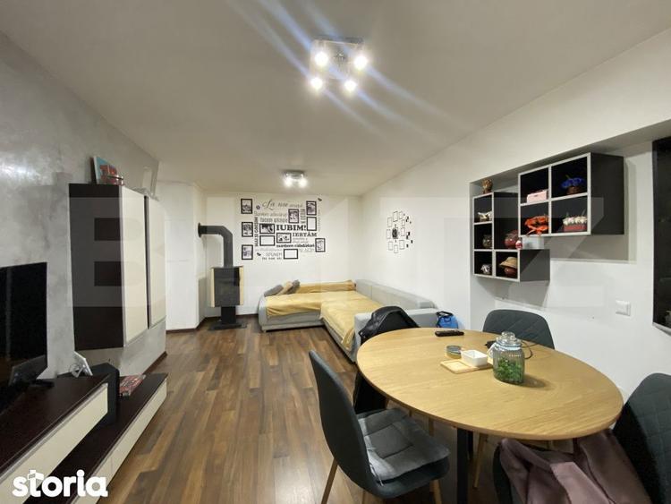 Apartament decomandat cu 3 camere, 2 balcoane, boxa, uscator. Etaj 3. - 1