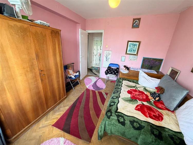 Apartament cu 2 camere semidecomandat în Ultracentral
